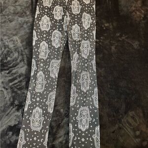 Chic Paisley Print Women's Leggings